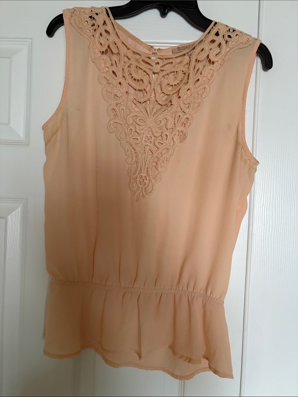 Gibson Latimer Peach Lace-Yoke Sleeveless Peplum Blouse